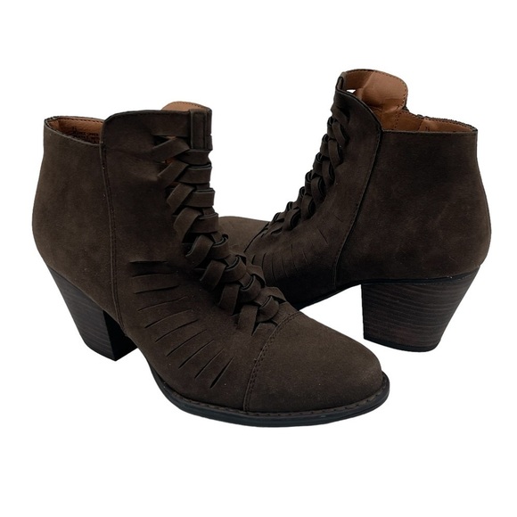 Mossimo Supply Co. Brown Suede Heeled Ankle Boots Size 7 1/2 Women's - Picture 1 of 9